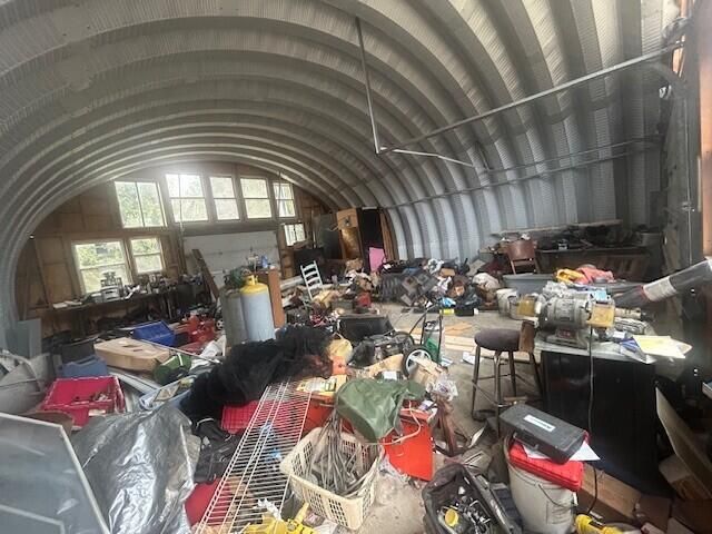 1660 N Bard Road, Gladwin, MI 48624