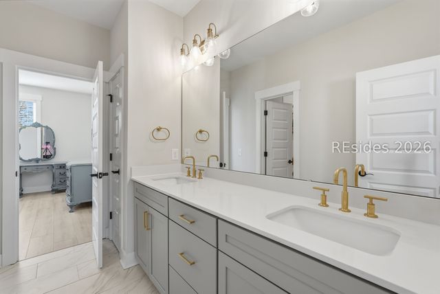 70 Clifton Dr, Okatie, SC 29909