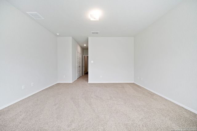 5407 Shasta Pl, St Hedwig, TX 78152