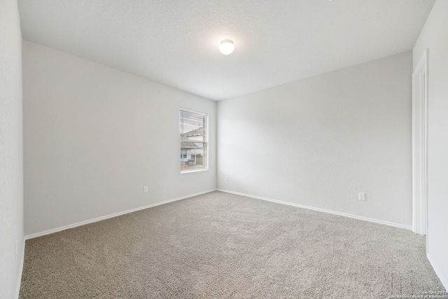 5407 Shasta Pl, St Hedwig, TX 78152