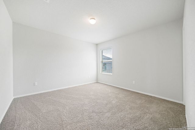 5407 Shasta Pl, St Hedwig, TX 78152