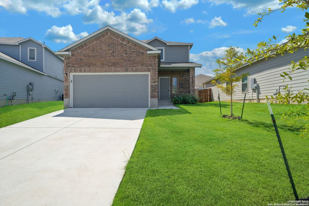 5407 Shasta Pl, St Hedwig, TX 78152