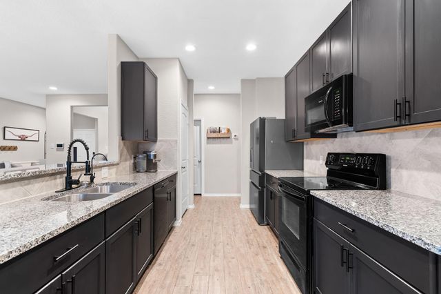 9716 Cold Creek Drive, Conroe, TX 77306