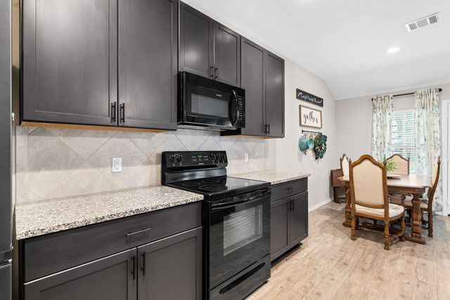 9716 Cold Creek Drive, Conroe, TX 77306