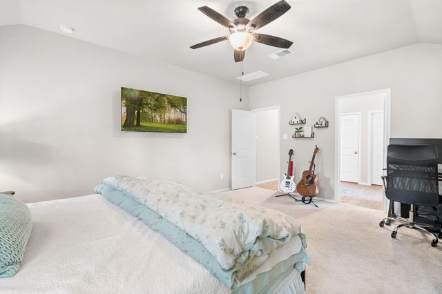 9716 Cold Creek Drive, Conroe, TX 77306