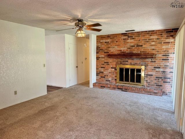 1513 HURSH AVENUE, Wichita Falls, TX 76302