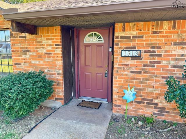 1513 HURSH AVENUE, Wichita Falls, TX 76302
