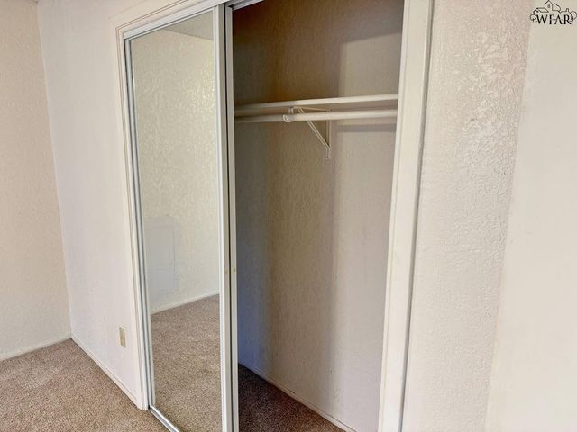 1513 HURSH AVENUE, Wichita Falls, TX 76302