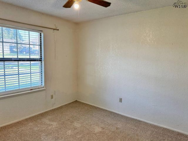 1513 HURSH AVENUE, Wichita Falls, TX 76302