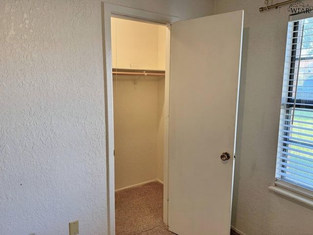 1513 HURSH AVENUE, Wichita Falls, TX 76302