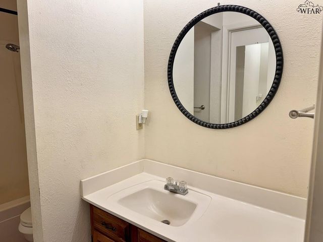 1513 HURSH AVENUE, Wichita Falls, TX 76302