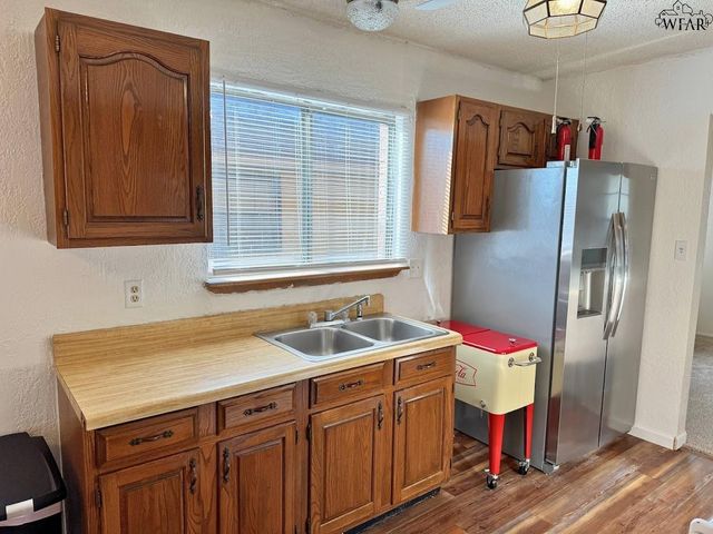 1513 HURSH AVENUE, Wichita Falls, TX 76302