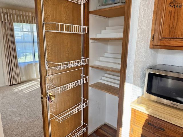 1513 HURSH AVENUE, Wichita Falls, TX 76302