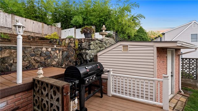 67 Curry Road, Cranston, RI 02920