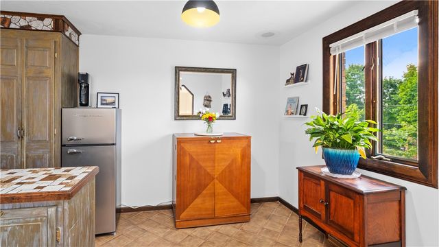 67 Curry Road, Cranston, RI 02920