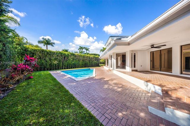 301 Isla Dorada Blvd, Coral Gables, FL 33143