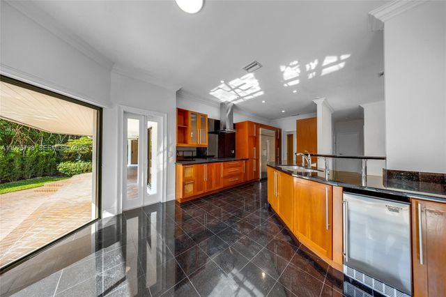 301 Isla Dorada Blvd, Coral Gables, FL 33143