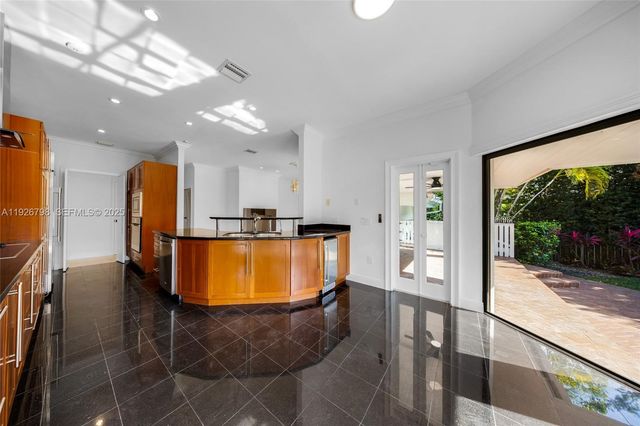 301 Isla Dorada Blvd, Coral Gables, FL 33143