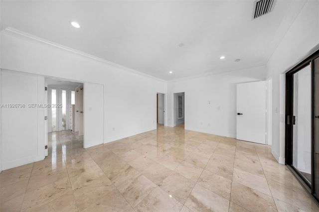 301 Isla Dorada Blvd, Coral Gables, FL 33143