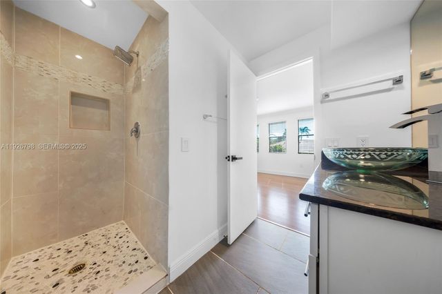 301 Isla Dorada Blvd, Coral Gables, FL 33143