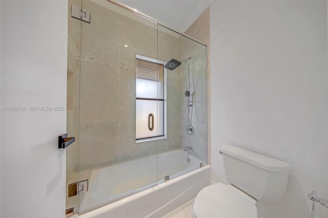 301 Isla Dorada Blvd, Coral Gables, FL 33143