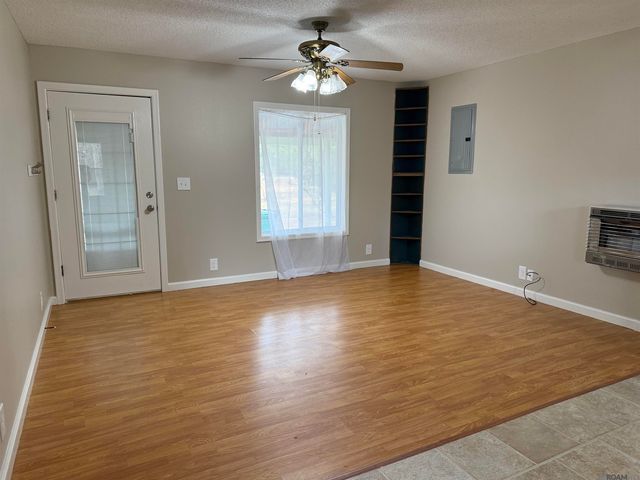 23595 Highway 442 Highway, Independence, LA 70443