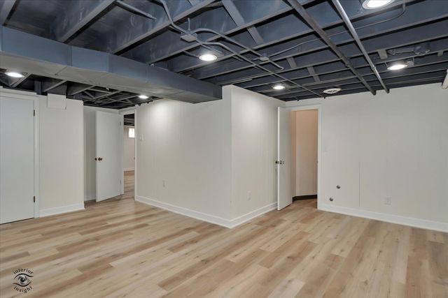 9139 S Oakley Avenue, Chicago, IL 60643