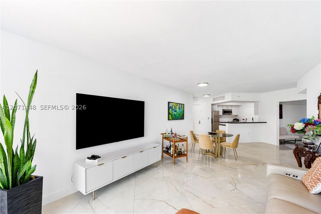 9066 SW 73rd Ct 1509, Miami, FL 33156