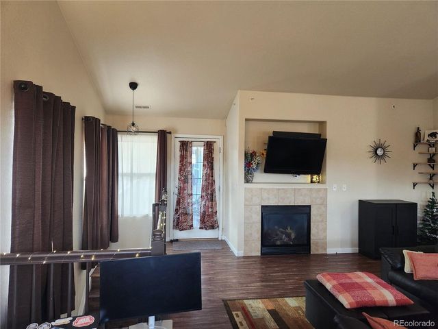 7243 S Millbrook Ct E, Aurora, CO 80016