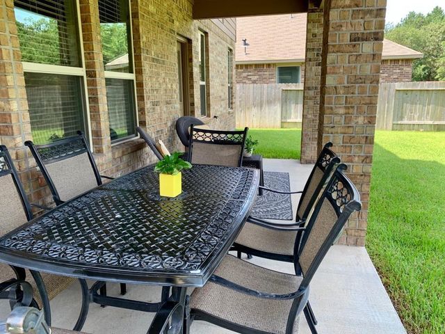 24207 Oakdale Hills Court, Spring, TX 77389