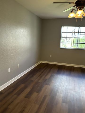 4111 Napoli Lake Drive, West Palm Beach, FL 33410