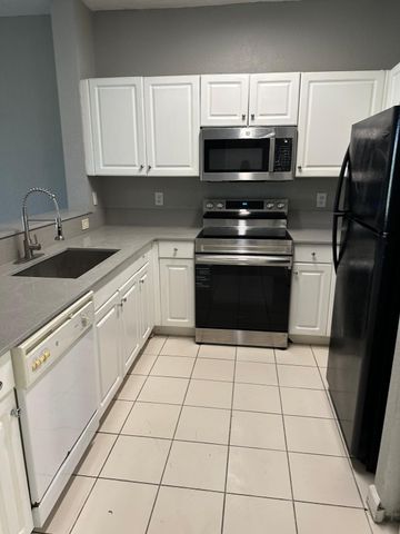 4111 Napoli Lake Drive, West Palm Beach, FL 33410
