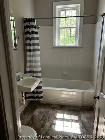 100 Bradford Avenue 11, Fayetteville, NC 28301