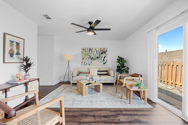5916 Signal PT, Austin, TX 78724