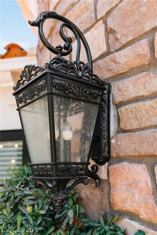 11 Olympia Hills Circle, Las Vegas, NV 89141