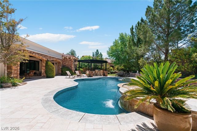 11 Olympia Hills Circle, Las Vegas, NV 89141