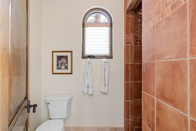 11 Olympia Hills Circle, Las Vegas, NV 89141