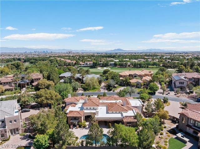 11 Olympia Hills Circle, Las Vegas, NV 89141