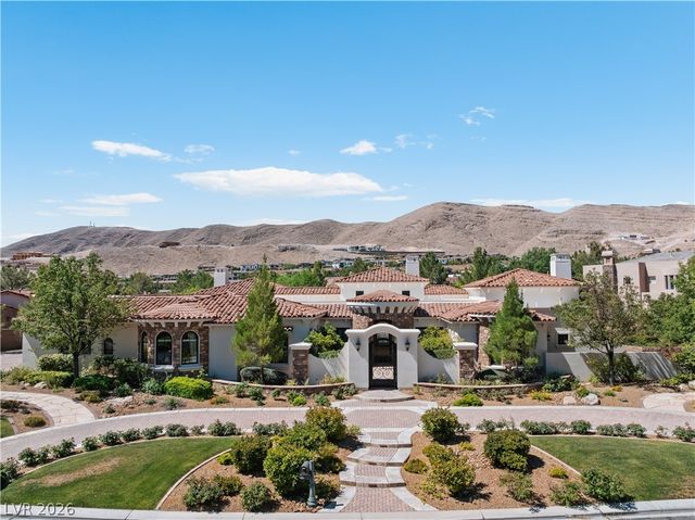 11 Olympia Hills Circle, Las Vegas, NV 89141