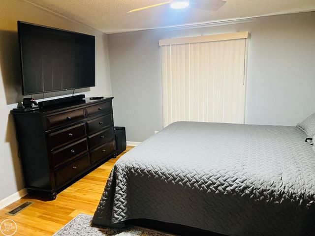 1022 S Allen Road, St Clair Twp, MI 48079