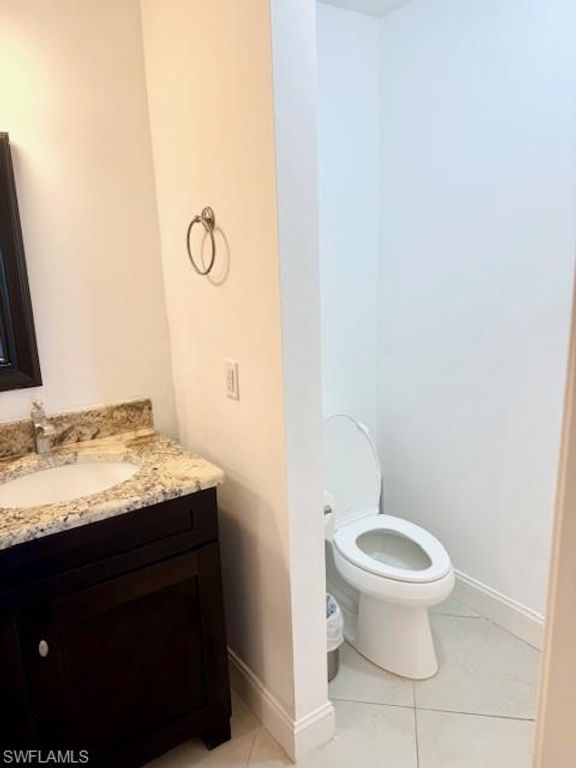 Image 15 of property listing at 2833 NW 6th PL, Cape Coral, FL 33993