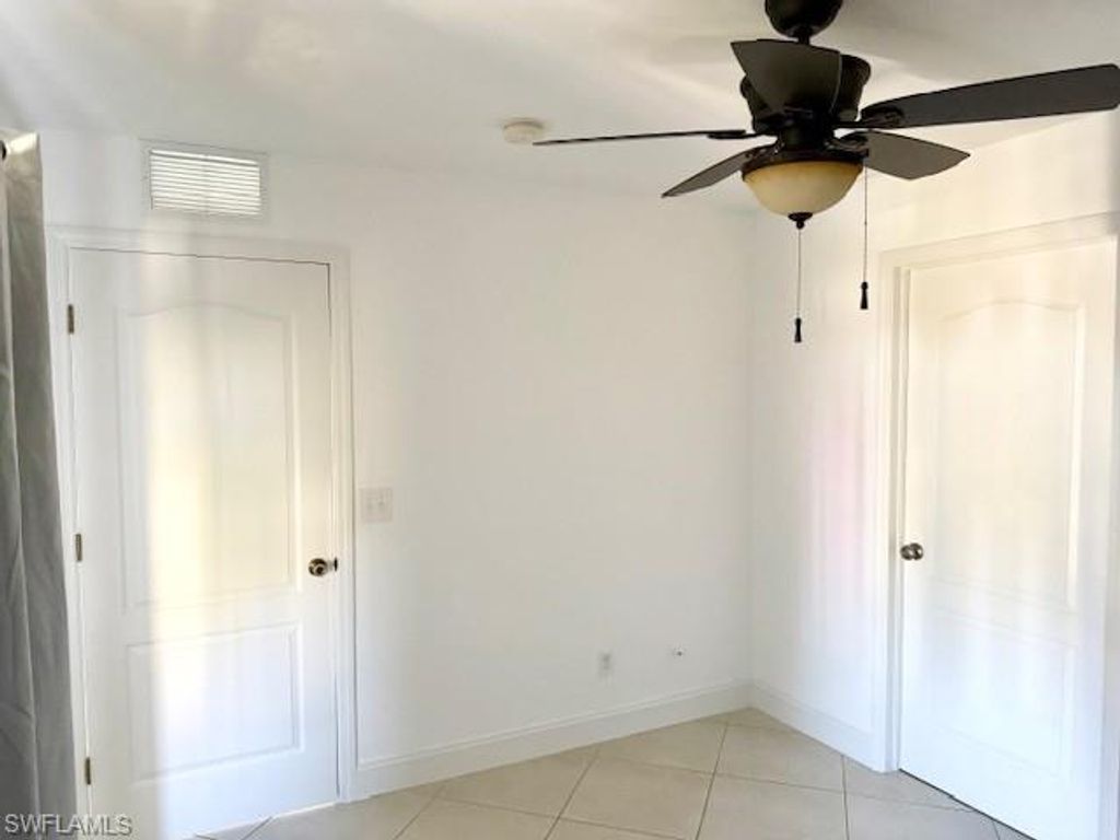 Image 16 of property listing at 2833 NW 6th PL, Cape Coral, FL 33993