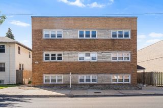 5927 W Addison Street 1C, Chicago, IL 60634