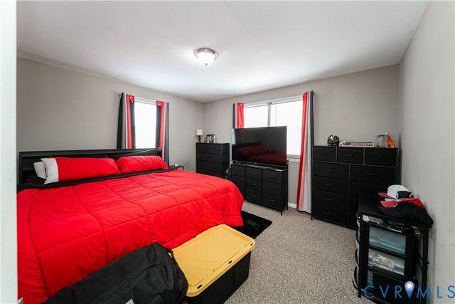 26746 Oxford Rd, Ruther Glen, VA 22546