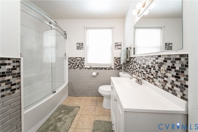 26746 Oxford Rd, Ruther Glen, VA 22546