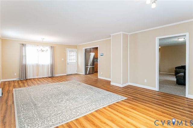 26746 Oxford Rd, Ruther Glen, VA 22546