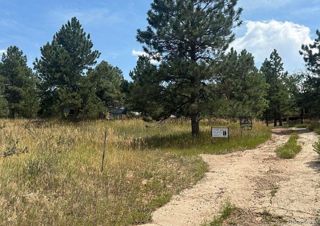 4012 Lakefront Drive, Loveland, CO 80537