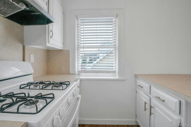 20 Morgan Street, Eastchester, NY 10709