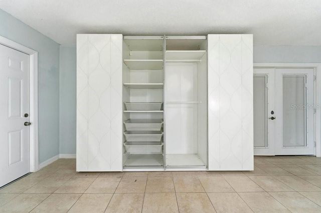 1920 64TH AVENUE N, St Petersburg, FL 33702