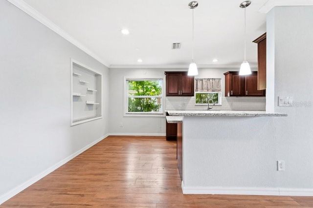 1920 64TH AVENUE N, St Petersburg, FL 33702